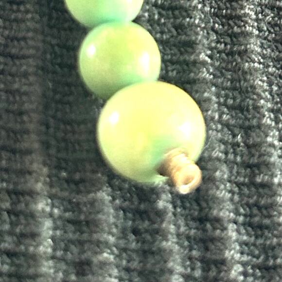 Vintage Green Wood Disc Bead Necklace – Graduated Flat Beads – Statement Jewelry - Picture 13 of 14